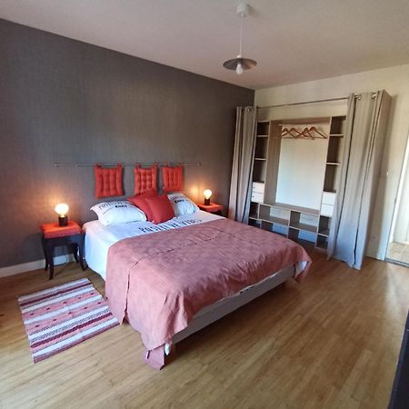 Au Bord De L'Eau Coulon Appartement Buitenkant foto